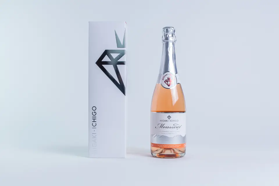 イチゴ スパークリングワイン ミガキイチゴ・ムスー_0