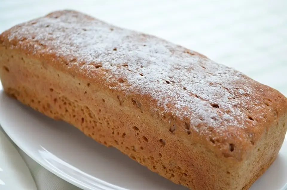 ライ麦全粒100％パン_0