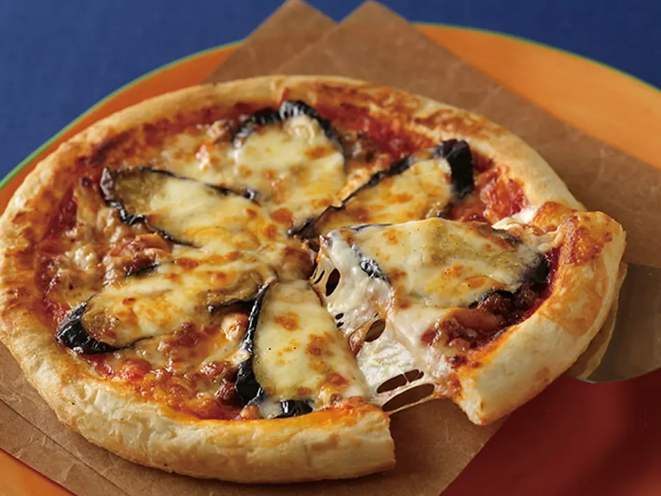 なすとひき肉の辛味トマトソース_0