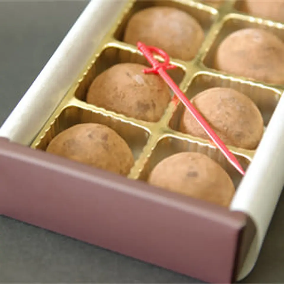 プレミアム冷やし生トリュフチョコレート (5個入)_0