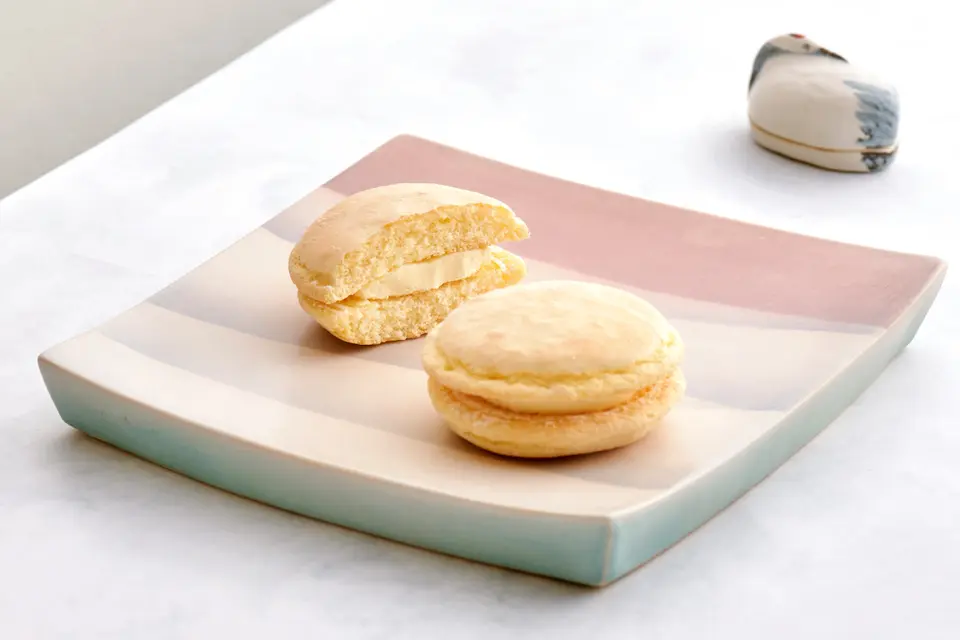 雪鶴〈ゆきづる〉2種詰め合せ（12個入）（ブッセ）_0