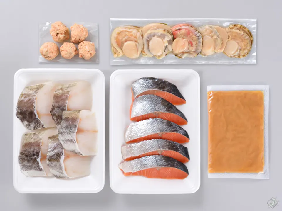 北海道の郷土料理！石狩鍋セット＜4～5人前＞_1