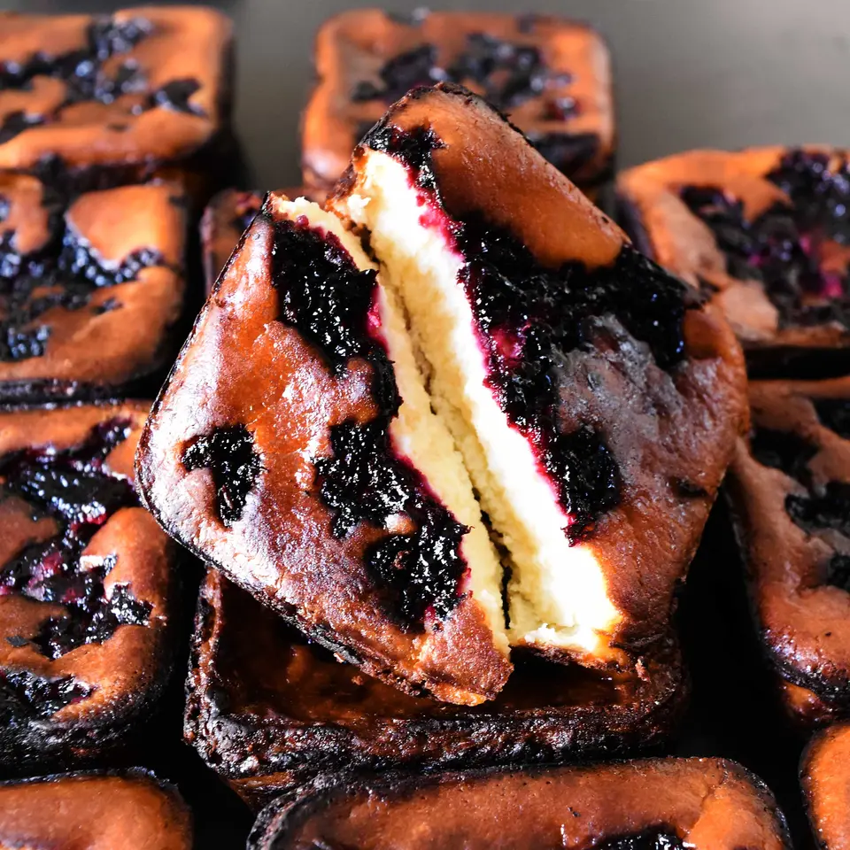 Burnt Cheese Cake（フルーツmix　8個入り）_1