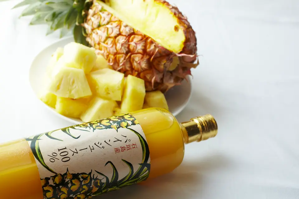 石垣島産パインジュース100%_1