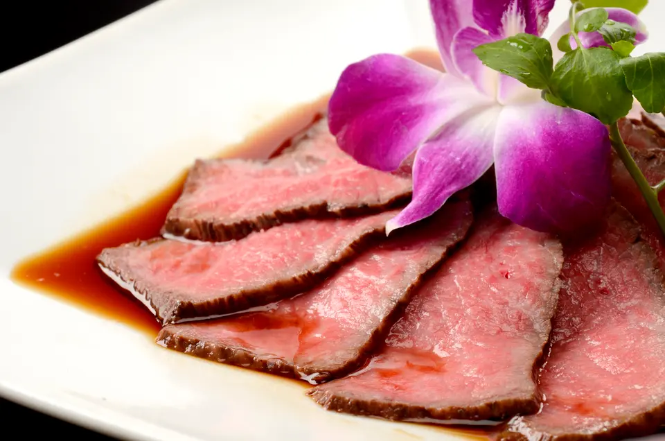 黒毛和牛希少部位（ミスジ）プレミアムローストビーフ400g_0