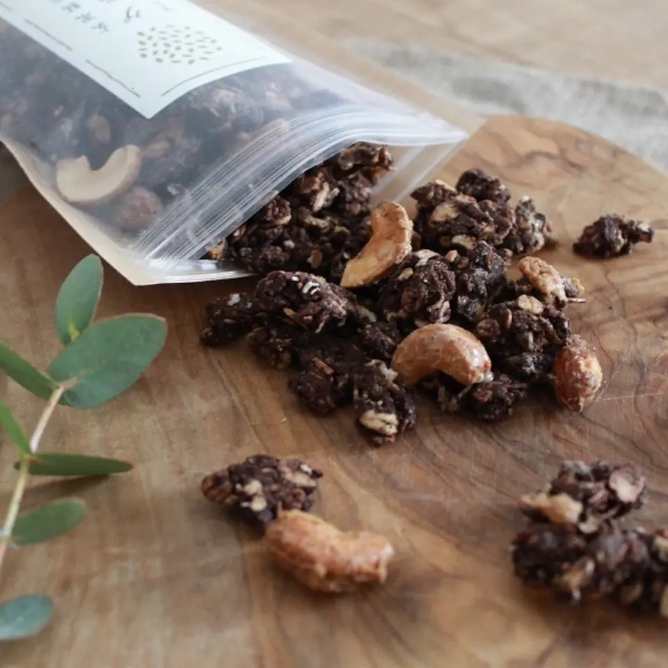 玄米胚芽グラノーラセット（チョコ・いちご）_1