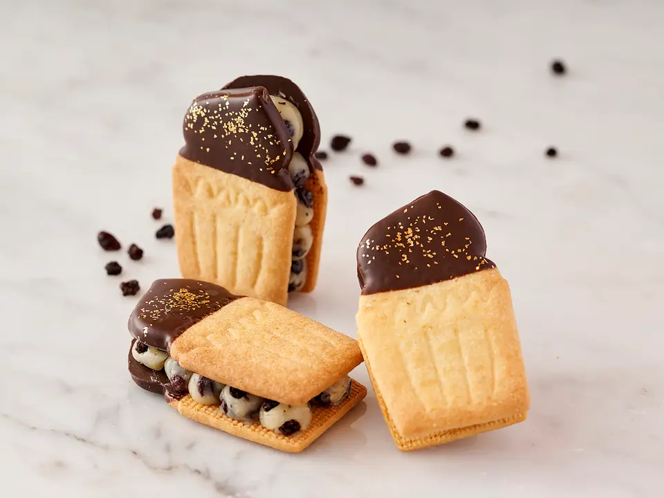 フェアリークリームウィッチ レーズン生バターサンド　5個入_0