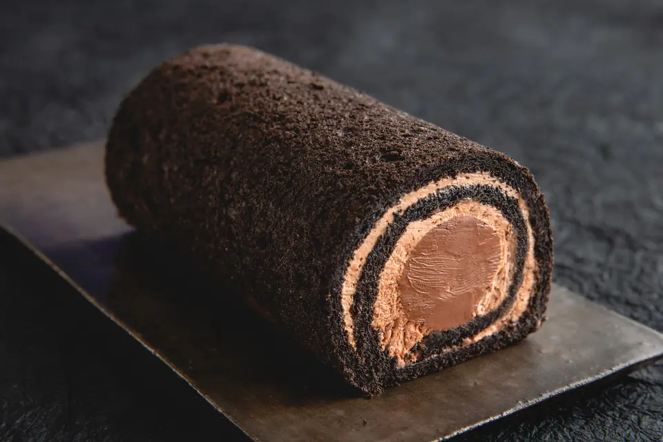 生チョコレートロールケーキ_0
