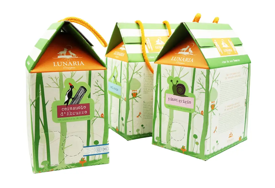 ルナーリア・チェラスオーロ・ダブルッツォ　3L バッグ・イン・ボックス　ロゼ_0