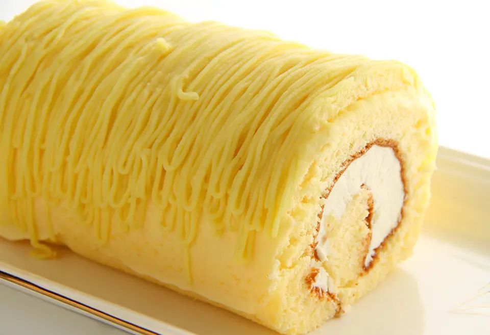 黄金のモンブランロール_0