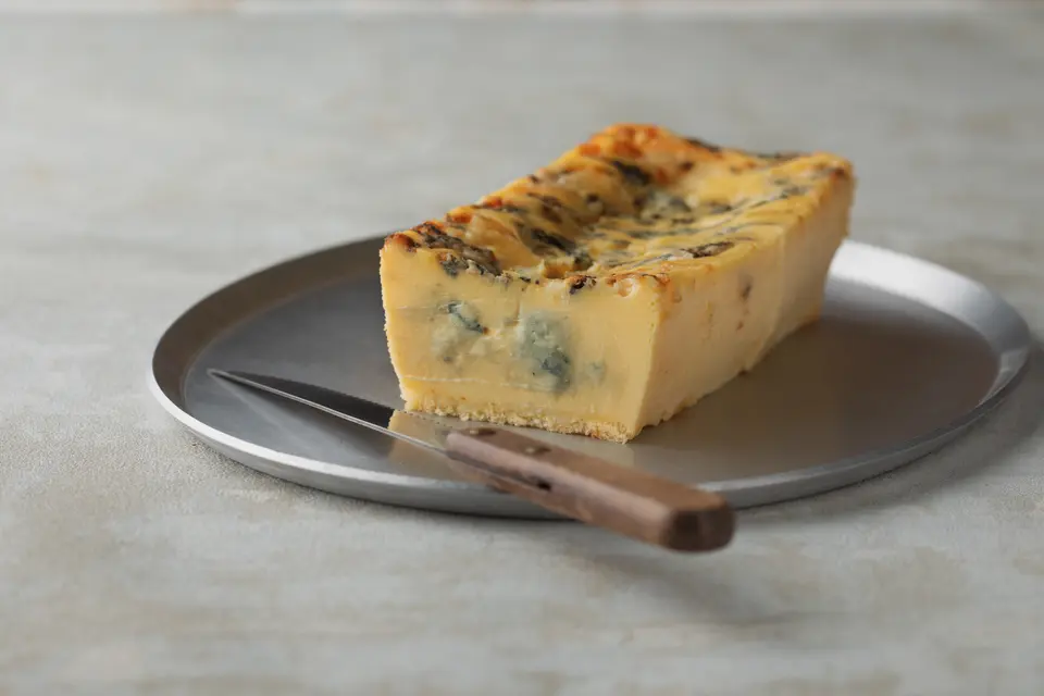 ブルーチーズケーキ Ao（青）～濃厚ゴルゴンゾーラのチーズケーキ～_0