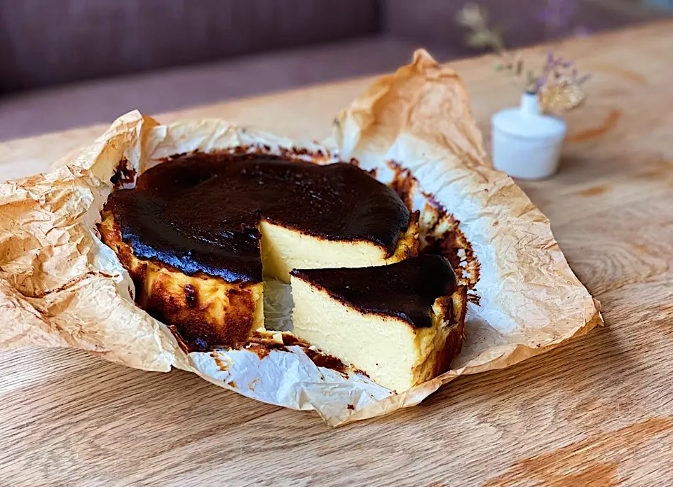 濃厚バスクチーズケーキ_0