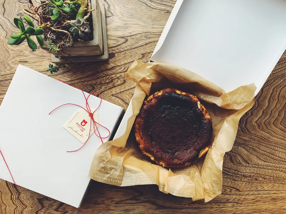 濃厚バスクチーズケーキ_1