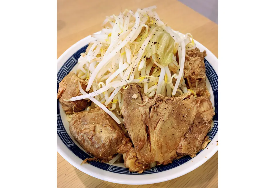 家二郎セット（超極太平打#8・オーション麺4玉＆豚骨醤油スープ4食分） 200g×4玉_0
