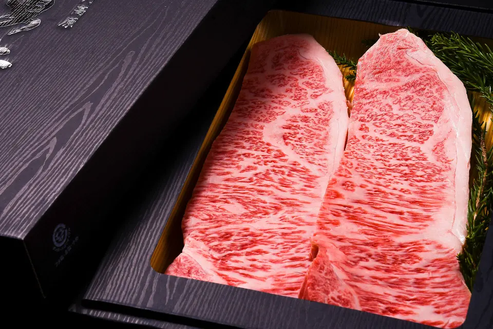 熟成飛騨牛(山勇牛) サーロインステーキ用(200g×2)_0