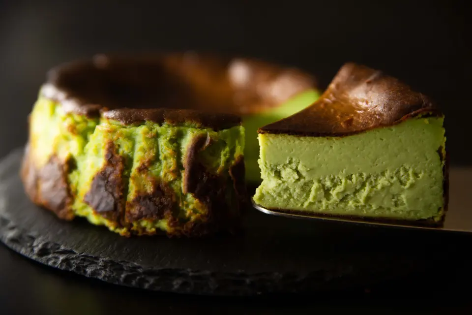 濃厚八女茶バスクチーズケーキ_2