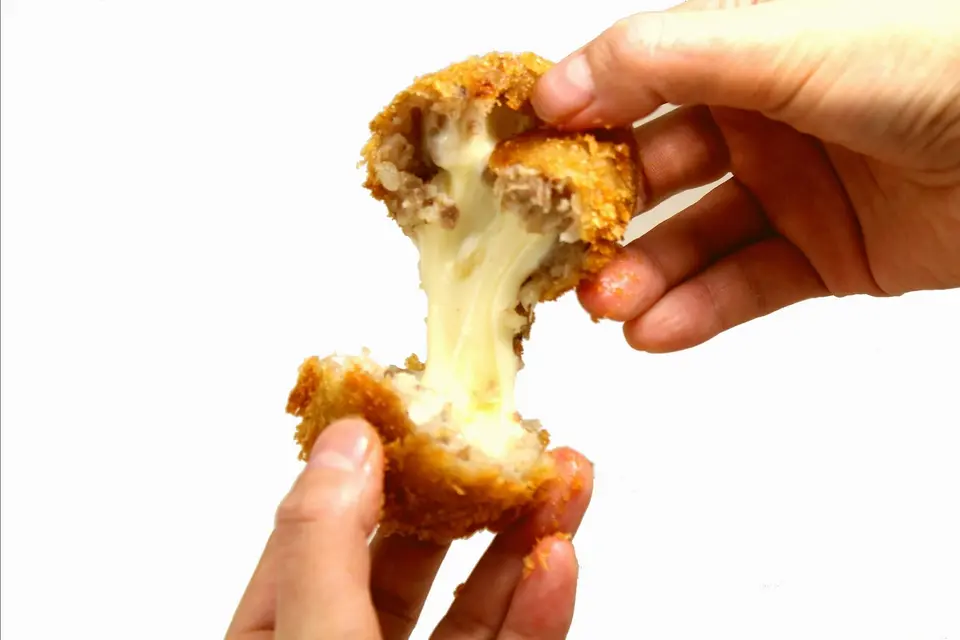 レンジで簡単！超のび～るチーズメンチカツ_0