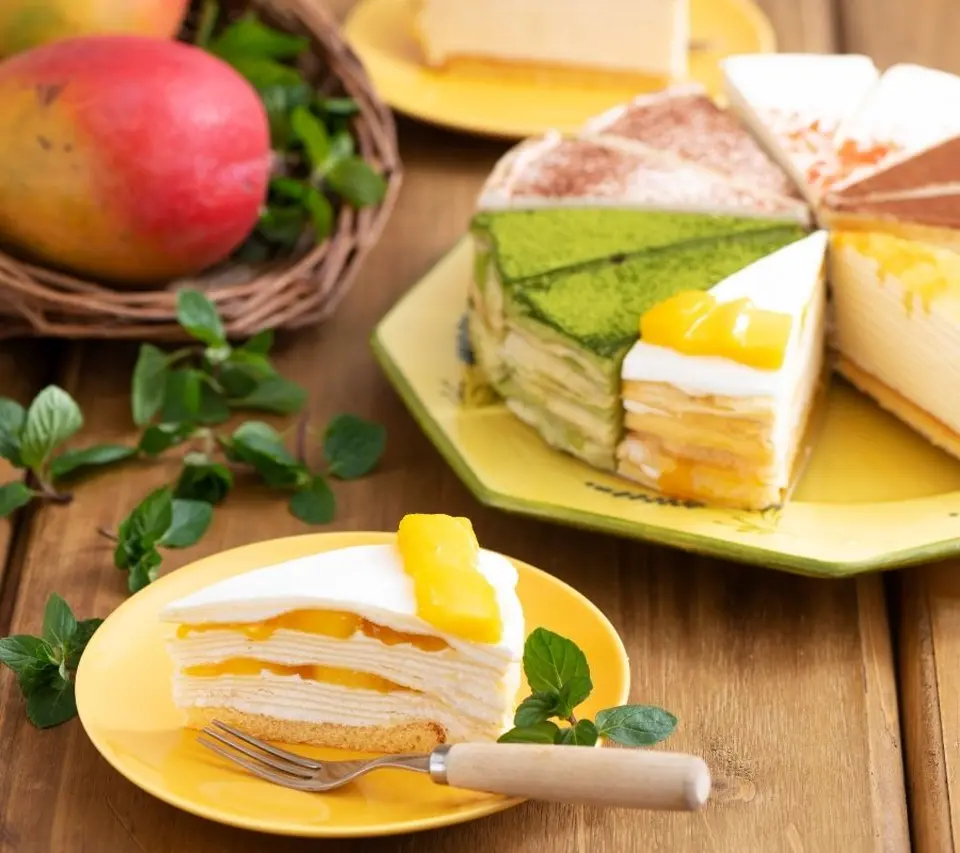 もっちり食感の手作りミルクレープ6種食べ比べセット12個入り 季節(マンゴー)限定入り_1