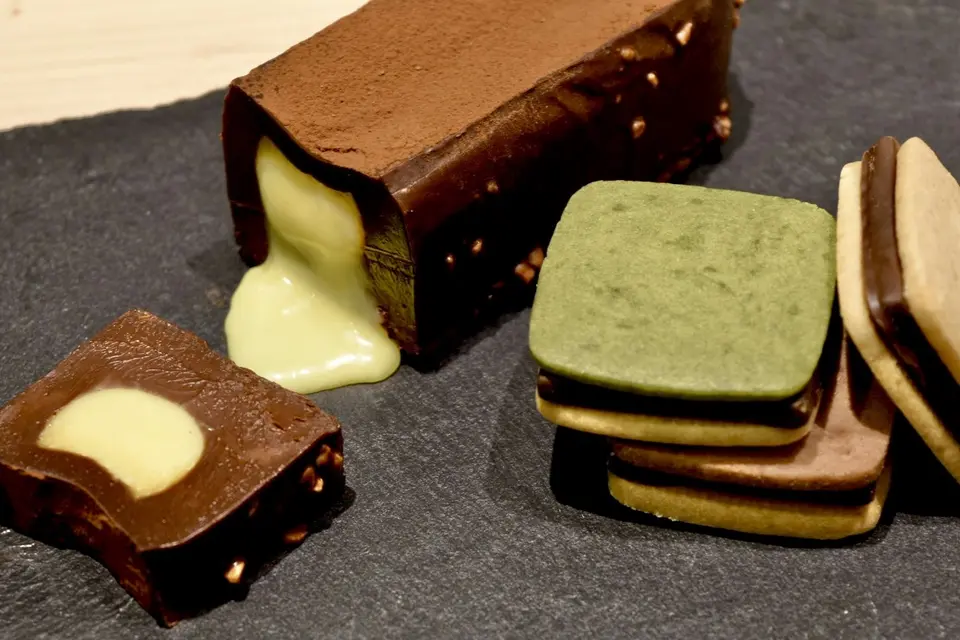 チョコレートサンド(3個)+ガトーショコラ(1本)セット_0