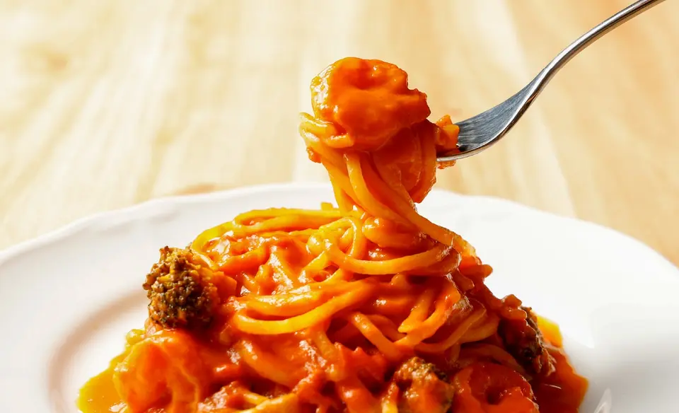 俺のイタリアン　渡り蟹と海老のトマトクリームソースパスタ_1