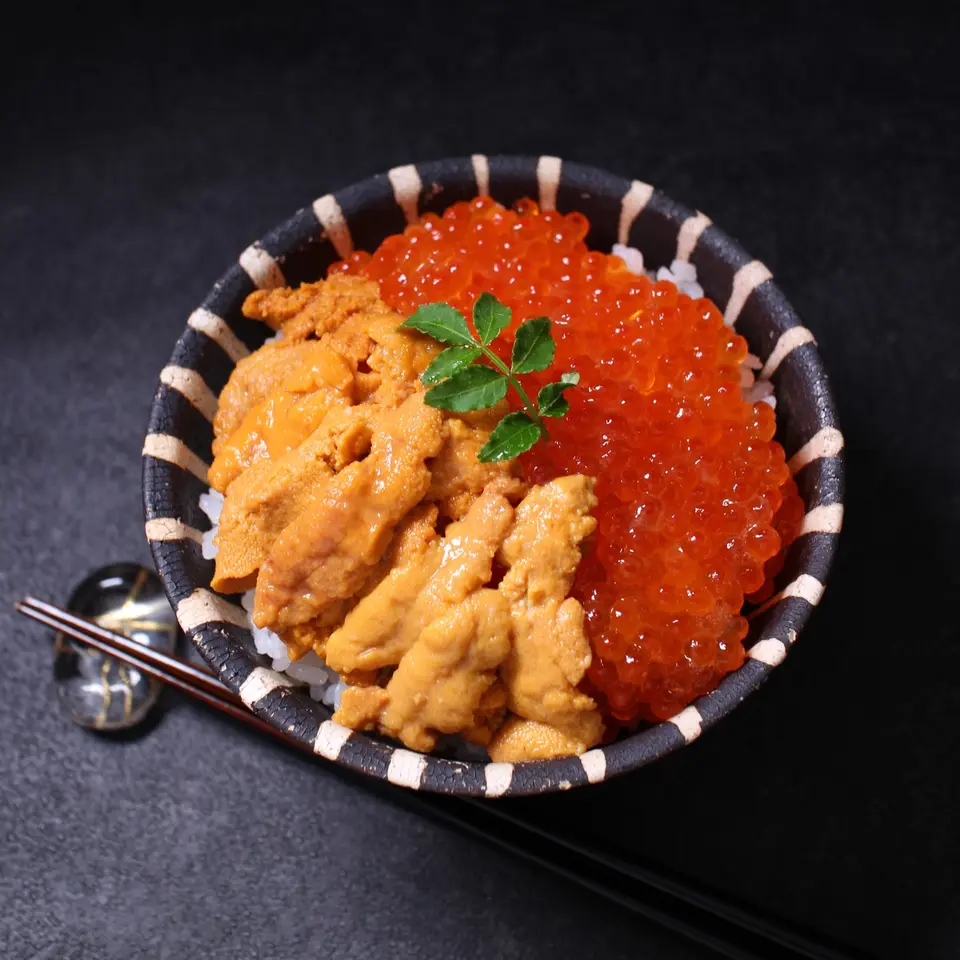 《2色海鮮丼》いくらたっぷり！無添加ウニ 350g_0