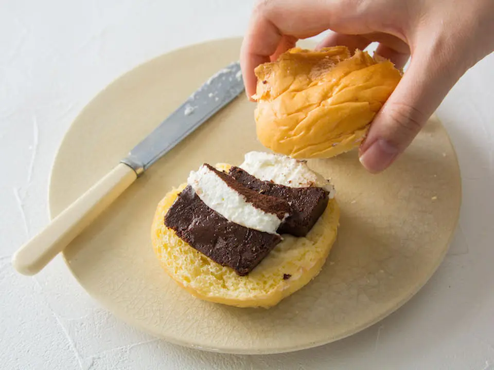 とろ生ガトーショコラwithホイップ_3