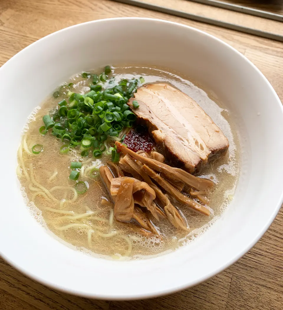 博多とんこつ豚王と餃子24個セット（特製餃子のタレ付）_0