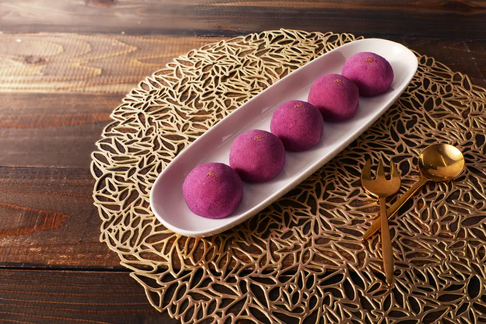 生スイートポテト大福10個入　～ギフトボックスタイプ～_1