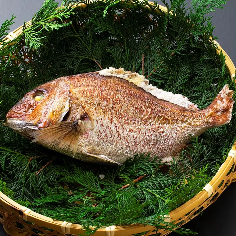 生おせち　三段重 木製重箱入　4～5人前　全36品_1