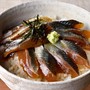 特性ダレが絡む　高知土佐一本釣りうるめいわしぶっかけ漬け丼