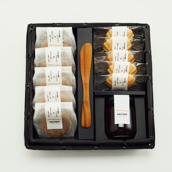 ANoTHER IMPERIAL HOTEL（帝国ホテル）「和洋折衷マドレーヌMONAKA」の