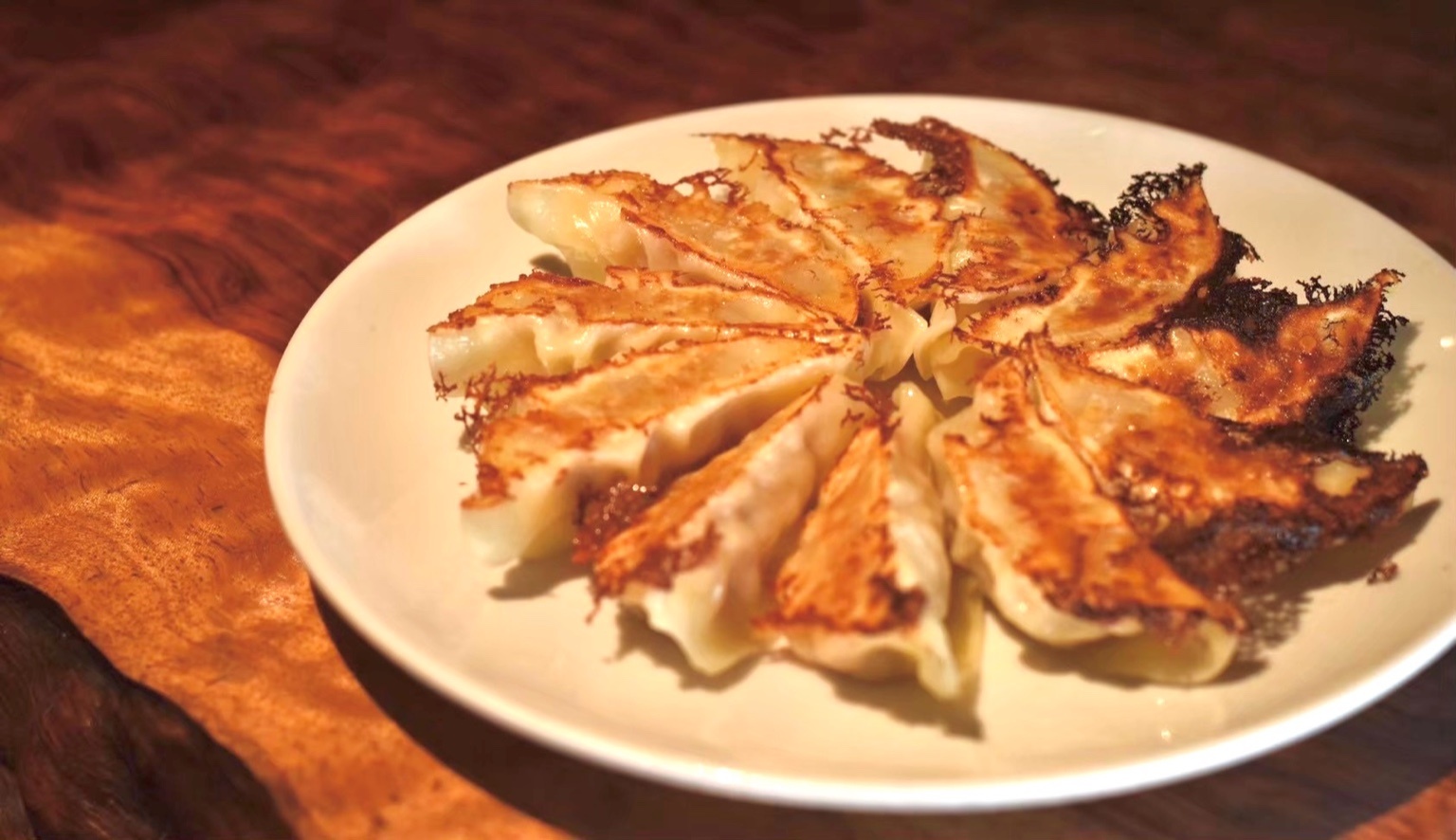 アベル黒豚肉汁餃子