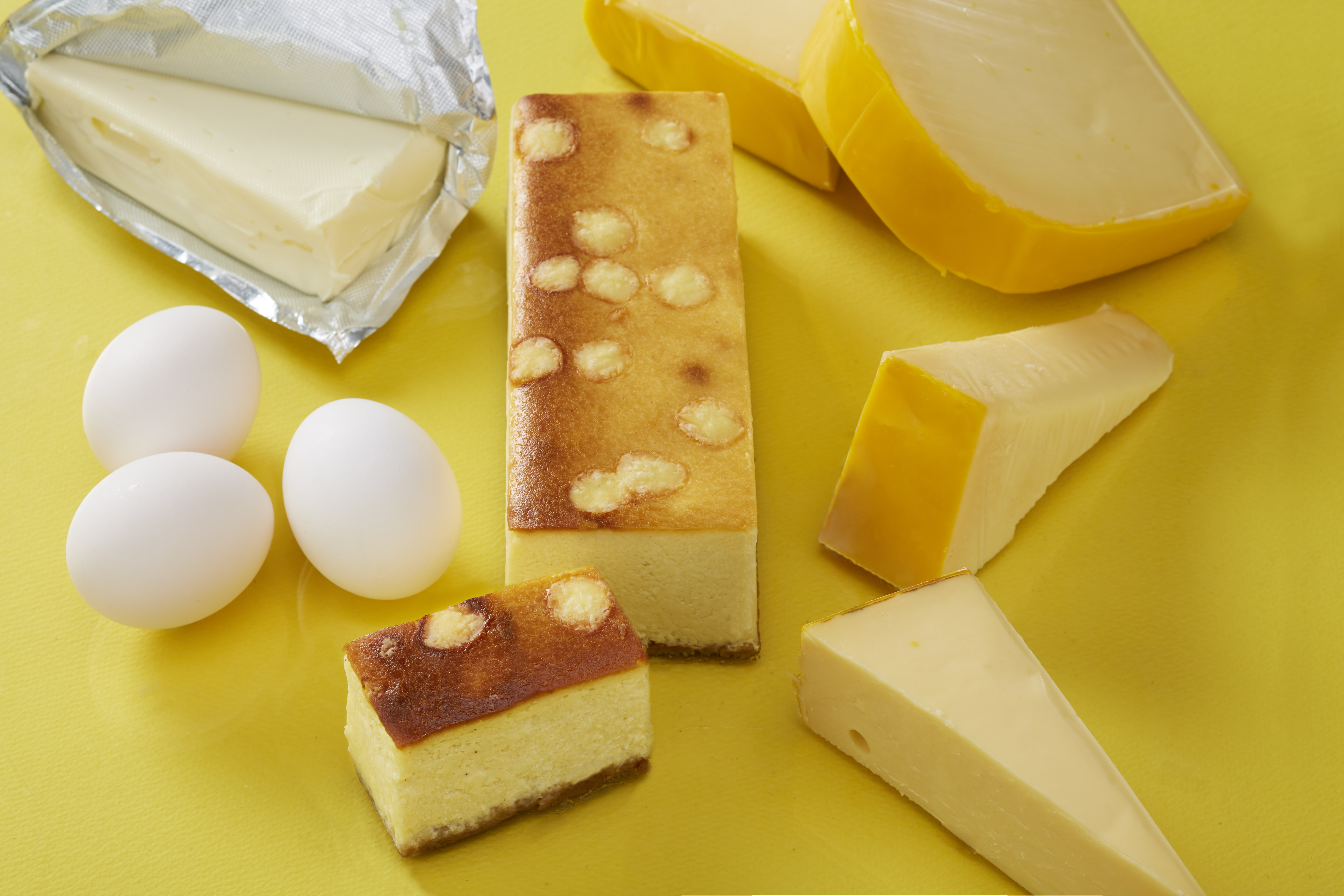 ゴロゴロチーズの満足ベイクドケーキ_0