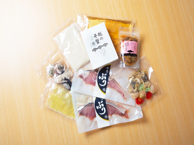 富山銘店海鮮食べ尽くしセット5種（2人前）_1