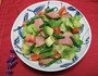 こちらは合鴨とアボガドのミックスサラダです。お肉を野菜で巻いても美味しいかもしれません。